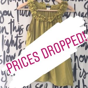 Prices Dropped! Check out my closet! 🎀👔👗